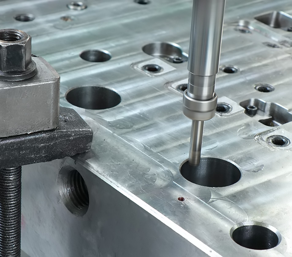 Confirm the order and design the mold